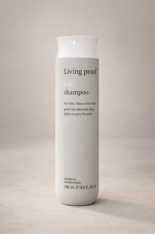 Living Proof Full Shampoo heller Hintergrund, freigestellte Produktflasche – Living Proof