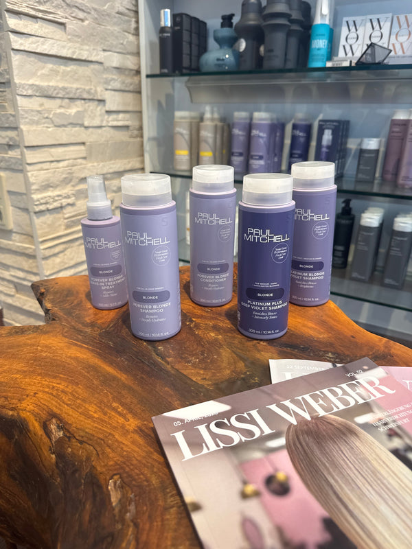 Silbershampoo für blondes Haar: Welches Produkt passt zu deinem Blond?