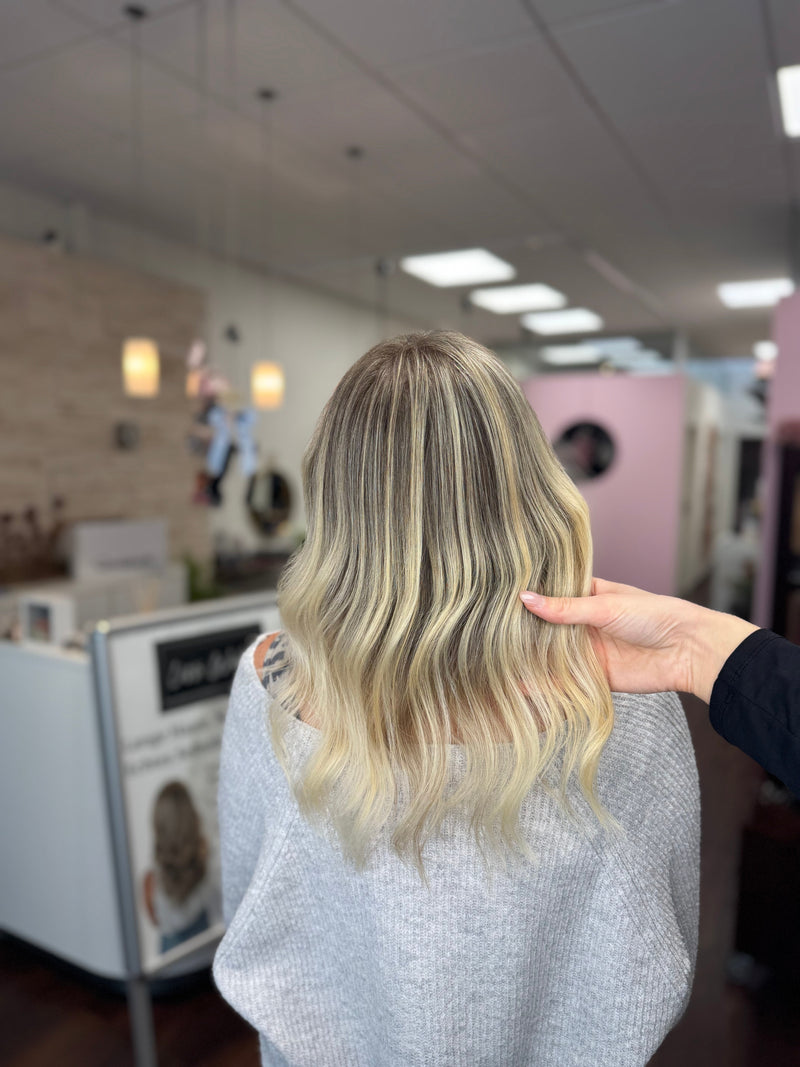 Feines blondiertes Haar pflegen: Repair ohne zu beschweren