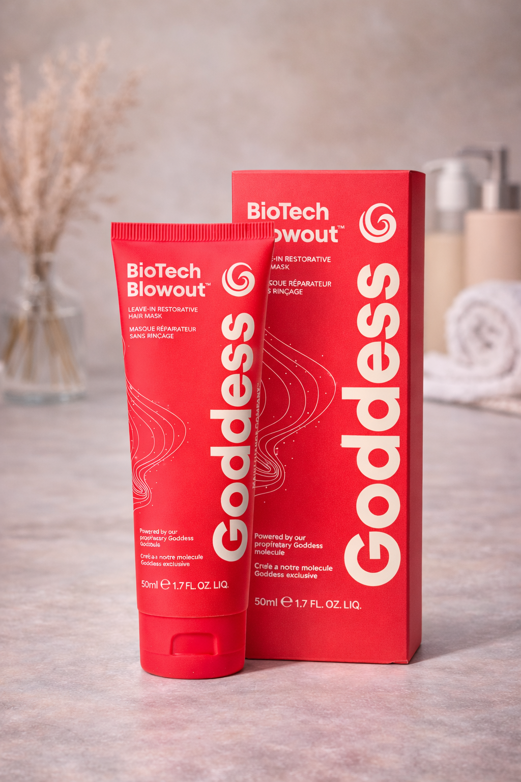 BioTech Blowout Leave in Maske Tube mit Umverpackung freigestellt vor studio Hintergrund – Goddess