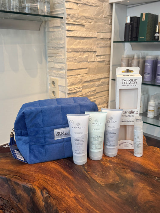 Awapuhi Wild Ginger Pflegeset mit Kosmetiktasche und Tangle Teezer für trockenes Haar, Pflegeprodukte von Paul Mitchell – Paul Mitchell
