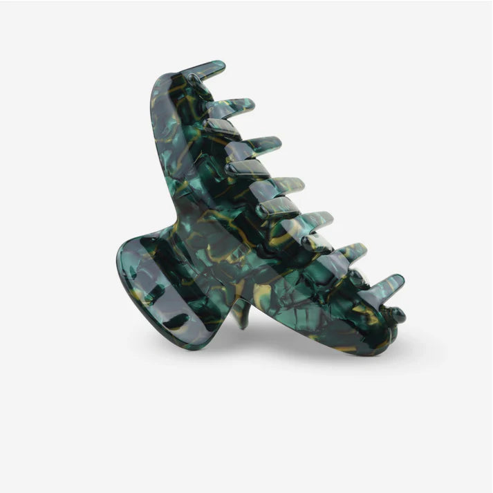 Haarklammer aus Cellulose Acetat in Dunkelgrün mit feiner Goldmaserung, Seitenansicht mit tief ineinandergreifenden Krallen, SASSTIE