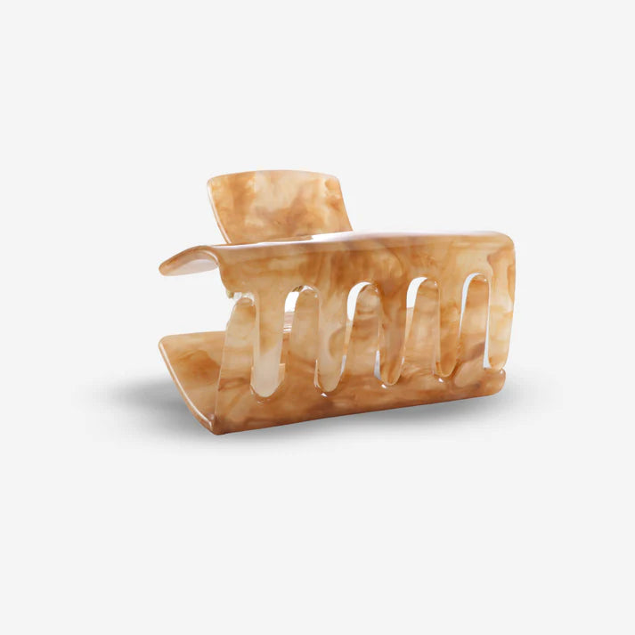 Minimalistische Haarklammer mit Sandstorm Muster, Rückansicht mit stabilem Federverschluss BIld 2, SASSTIE