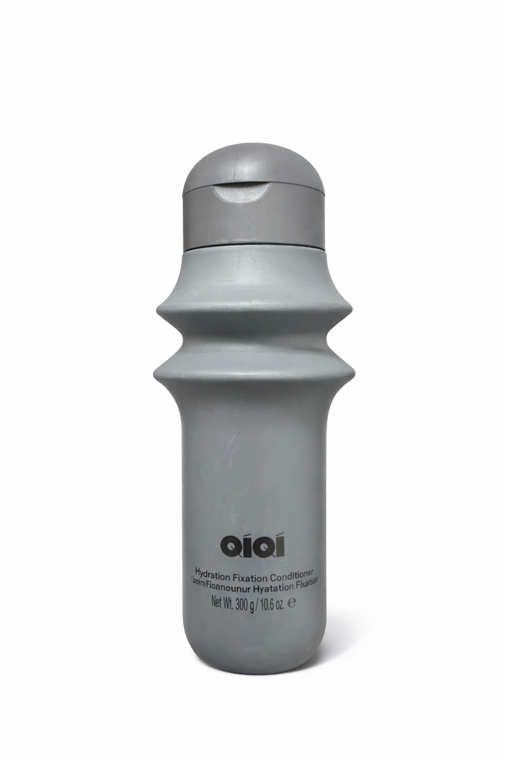 QiQi Hydration Fixation Conditioner graue Conditioner Flasche freigestellt auf weißem Hintergrund QiQi